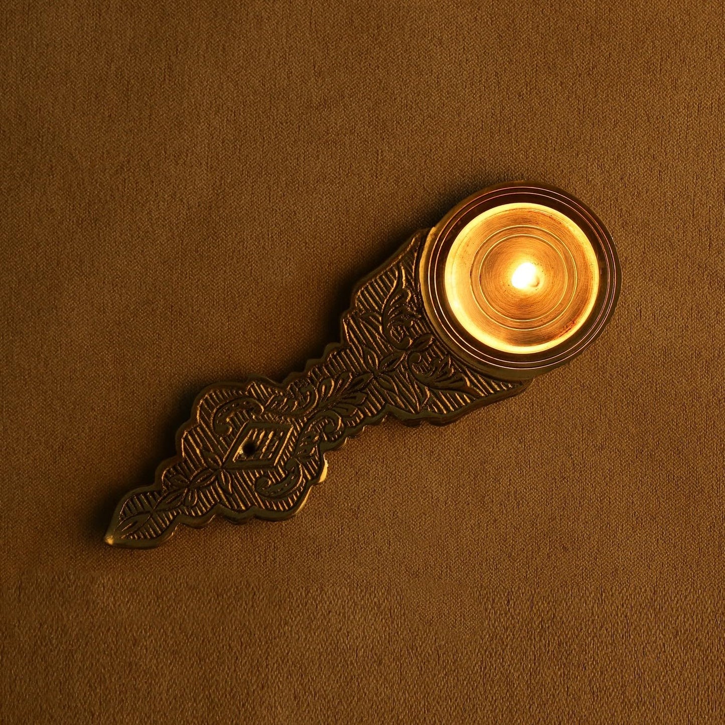 Welburn Veda&Co® Pure Camphor Tablets – 100 Pieces (Pack of 2) | Natural Kapoor for Puja & Hawan | Long-Lasting Camphor Tablets with Refreshing Aroma for Meditation, Spiritual Use & Home Fragrance